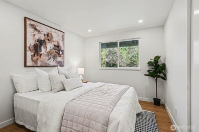 6560 W Mercer Way , Mercer Island, WA 98040 - Photo 18