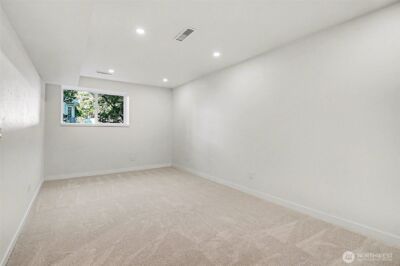 6560 W Mercer Way , Mercer Island, WA 98040 - Photo 22