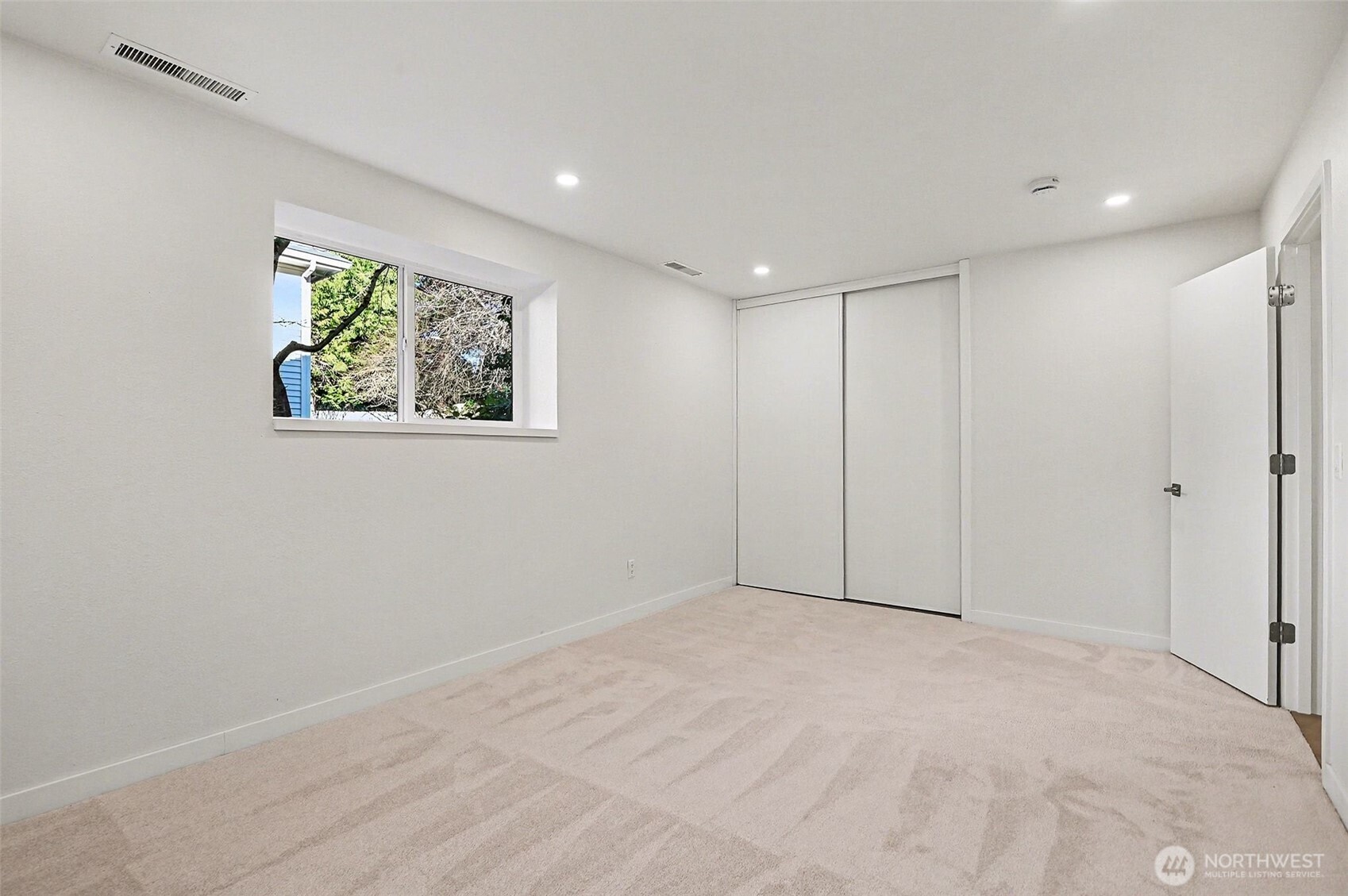 6560 W Mercer Way , Mercer Island, WA 98040