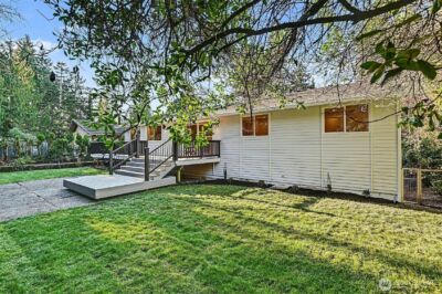 6560 W Mercer Way , Mercer Island, WA 98040 - Photo 30