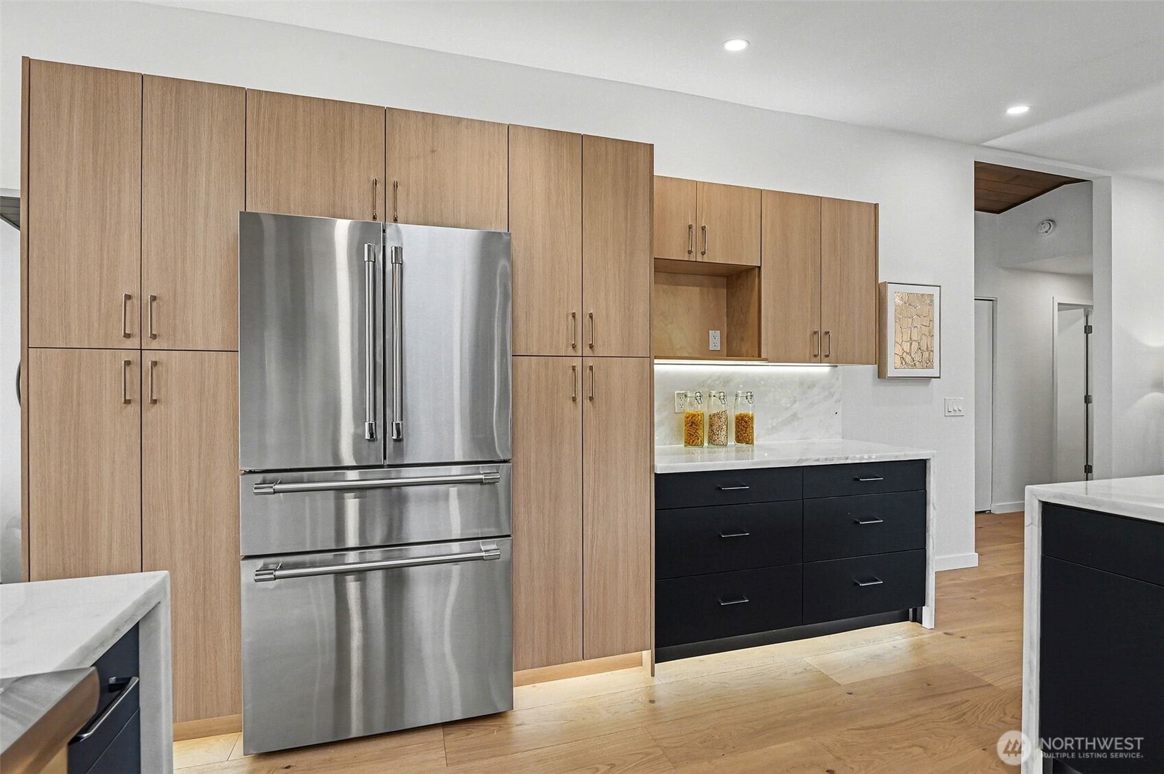 6560 W Mercer Way , Mercer Island, WA 98040