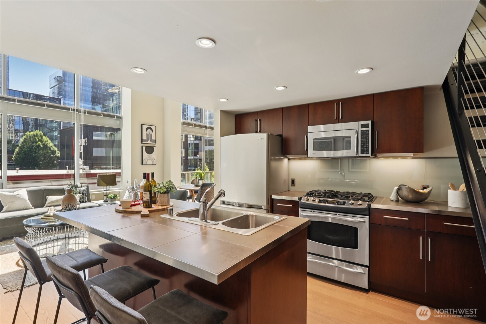 900 Lenora Street #W106, Seattle, WA 98121