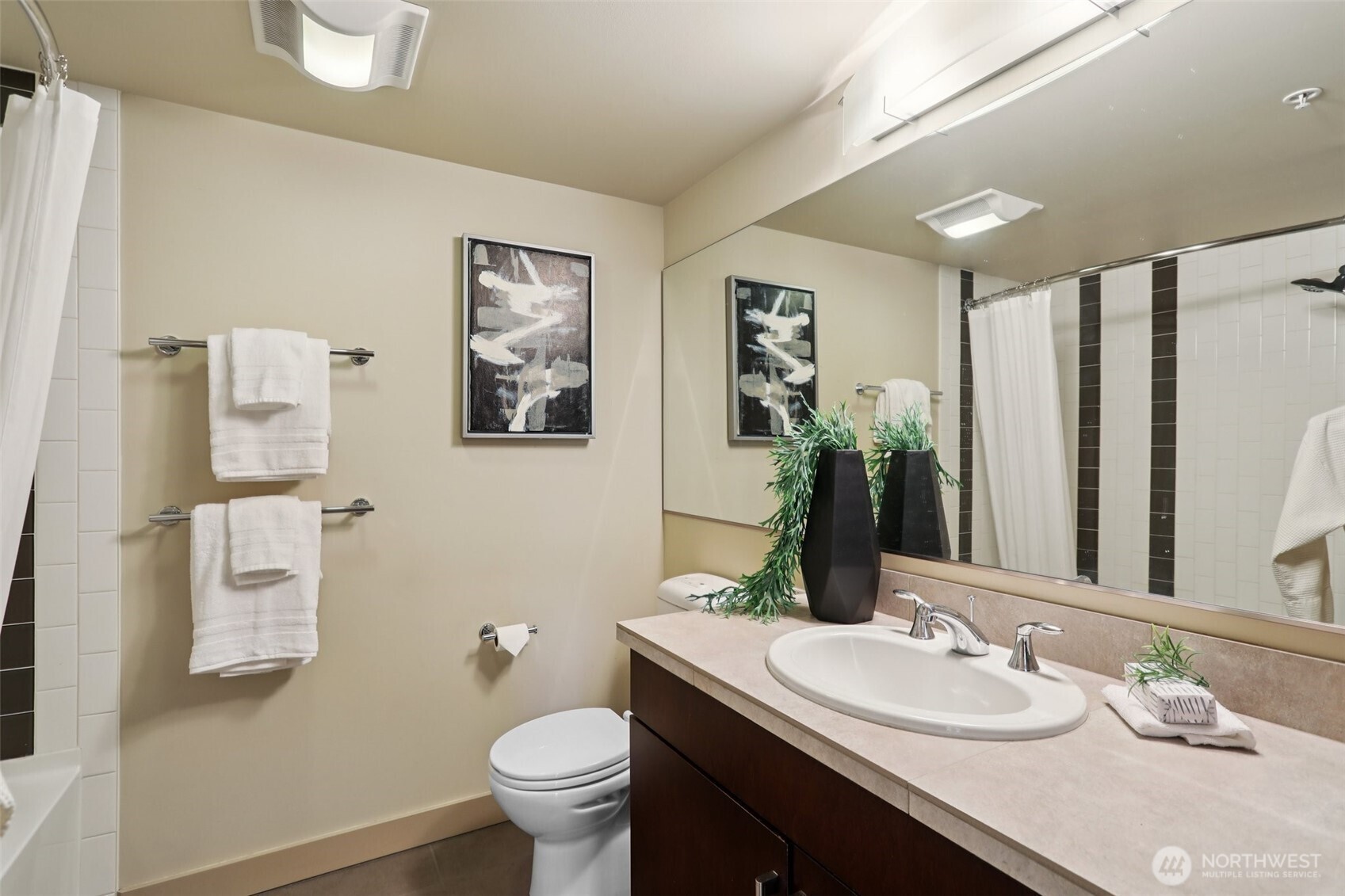 900 Lenora Street #W106, Seattle, WA 98121