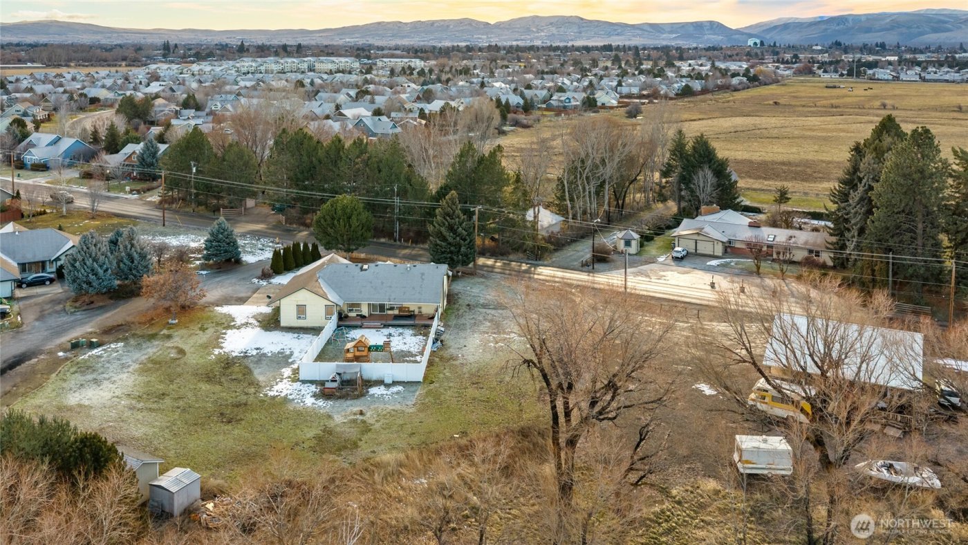821 Sanders Road , Ellensburg, WA 98926