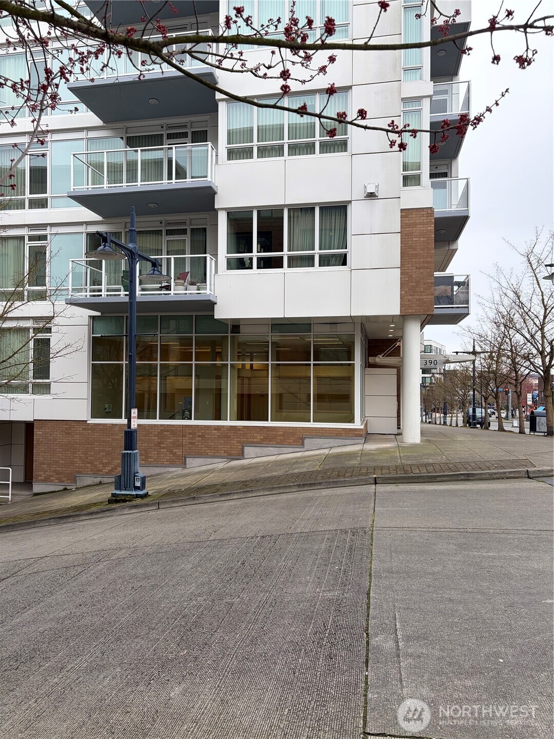 390 Washington Avenue , Bremerton, WA 98337