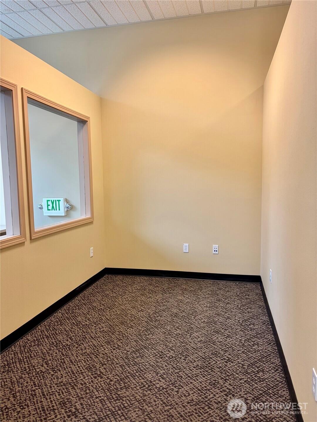 390 Washington Avenue , Bremerton, WA 98337