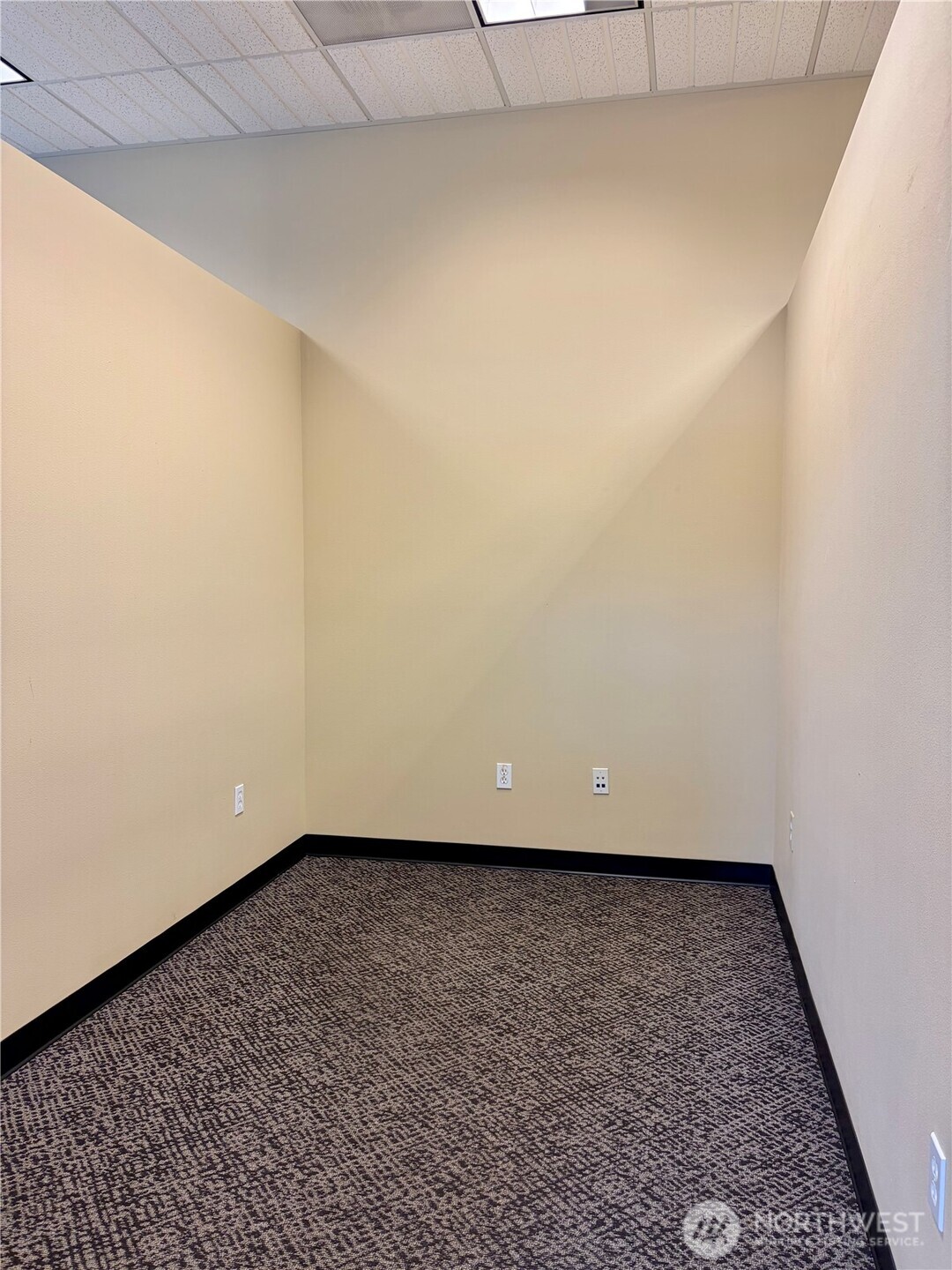 390 Washington Avenue , Bremerton, WA 98337