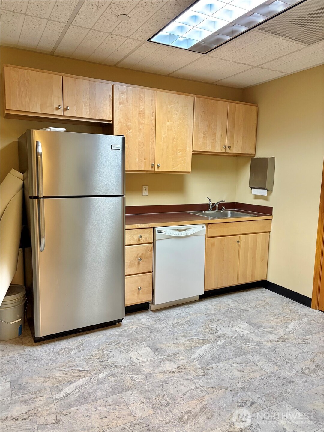 390 Washington Avenue , Bremerton, WA 98337