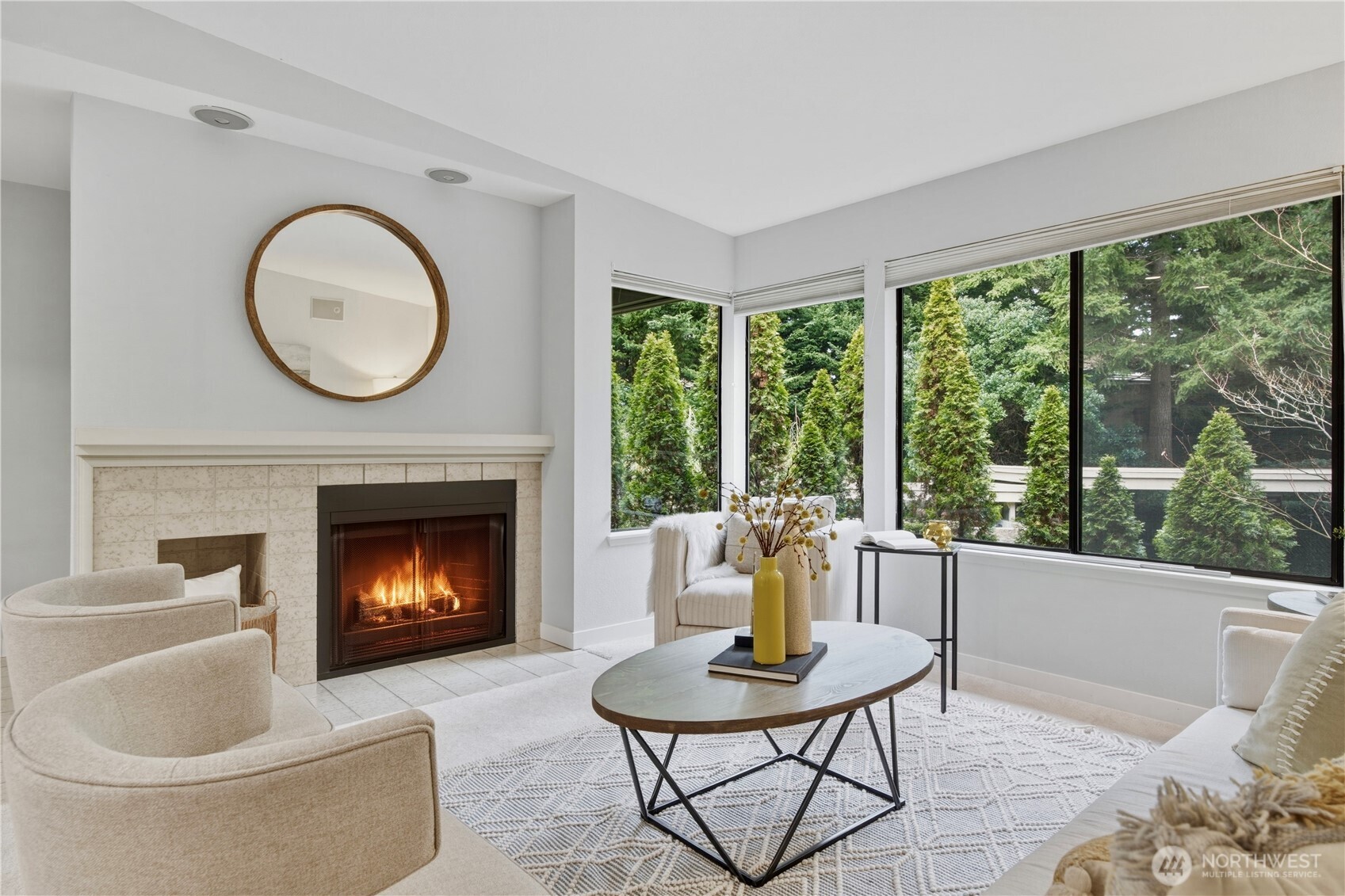 1354 Bellevue Way NE #4, Bellevue, WA 98004