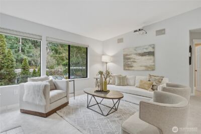 1354 Bellevue Way NE #4, Bellevue, WA 98004 - Photo 12