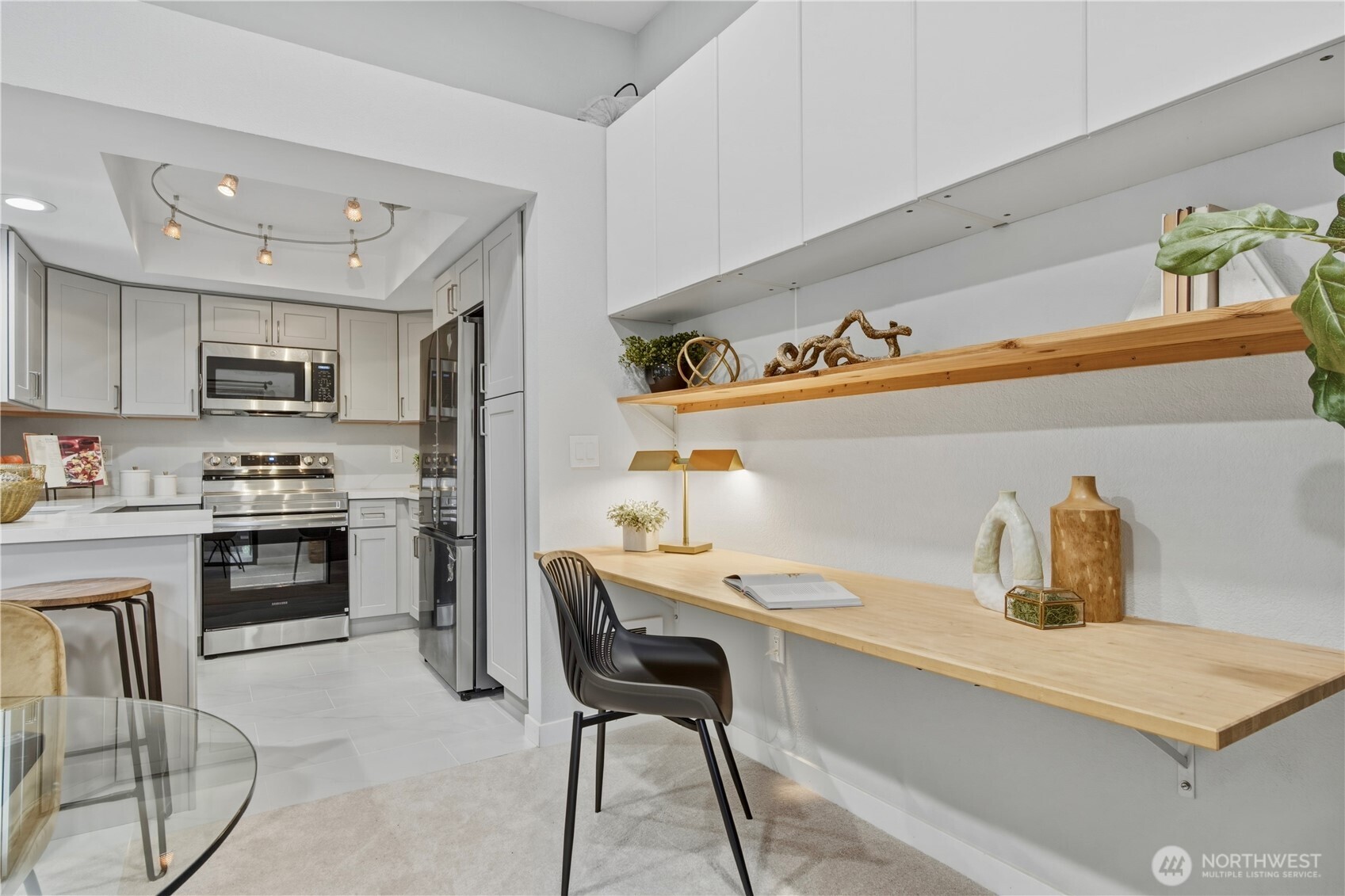 1354 Bellevue Way NE #4, Bellevue, WA 98004