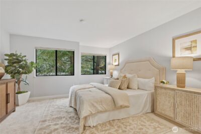 1354 Bellevue Way NE #4, Bellevue, WA 98004 - Photo 23