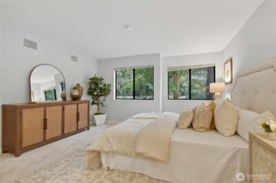 1354 Bellevue Way NE #4, Bellevue, WA 98004 - Photo 24