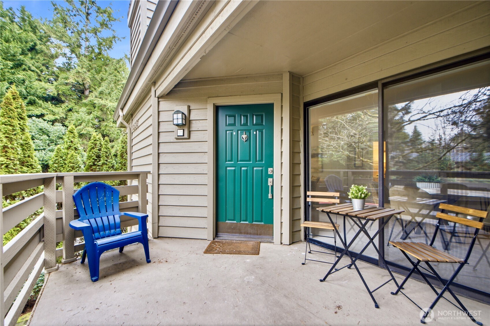 1354 Bellevue Way NE #4, Bellevue, WA 98004