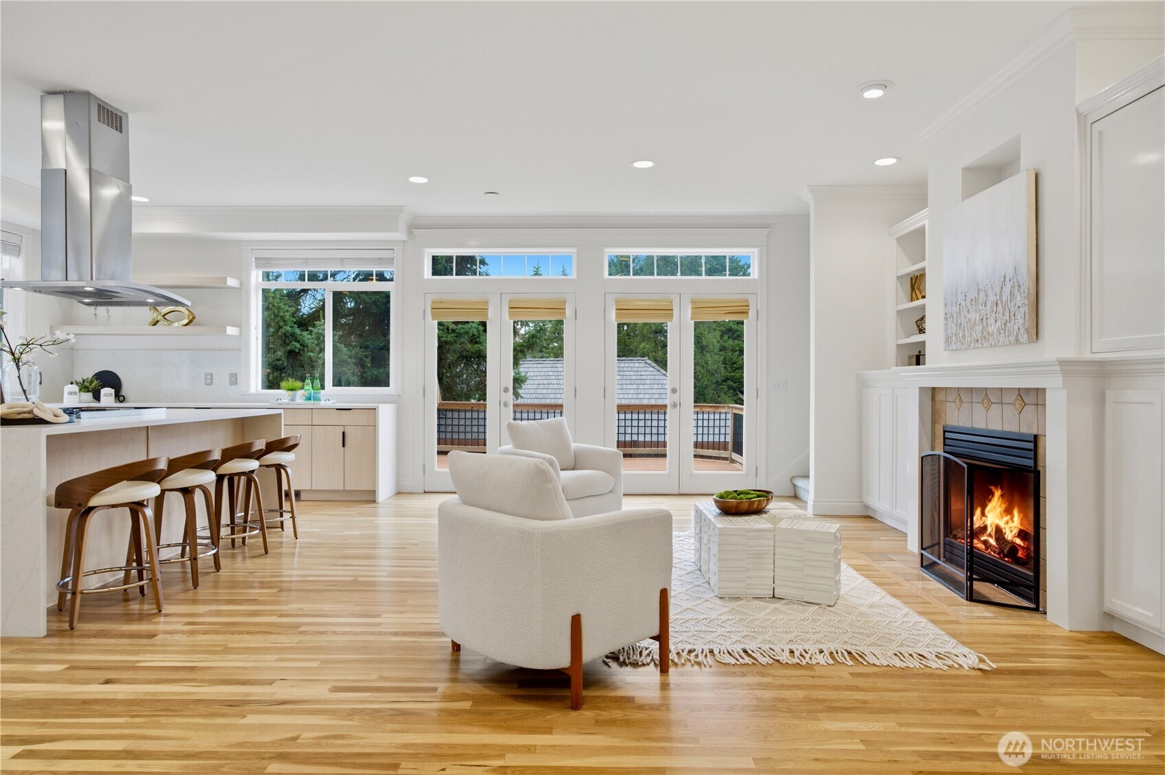 612 128th Avenue NE, Bellevue, WA 98005