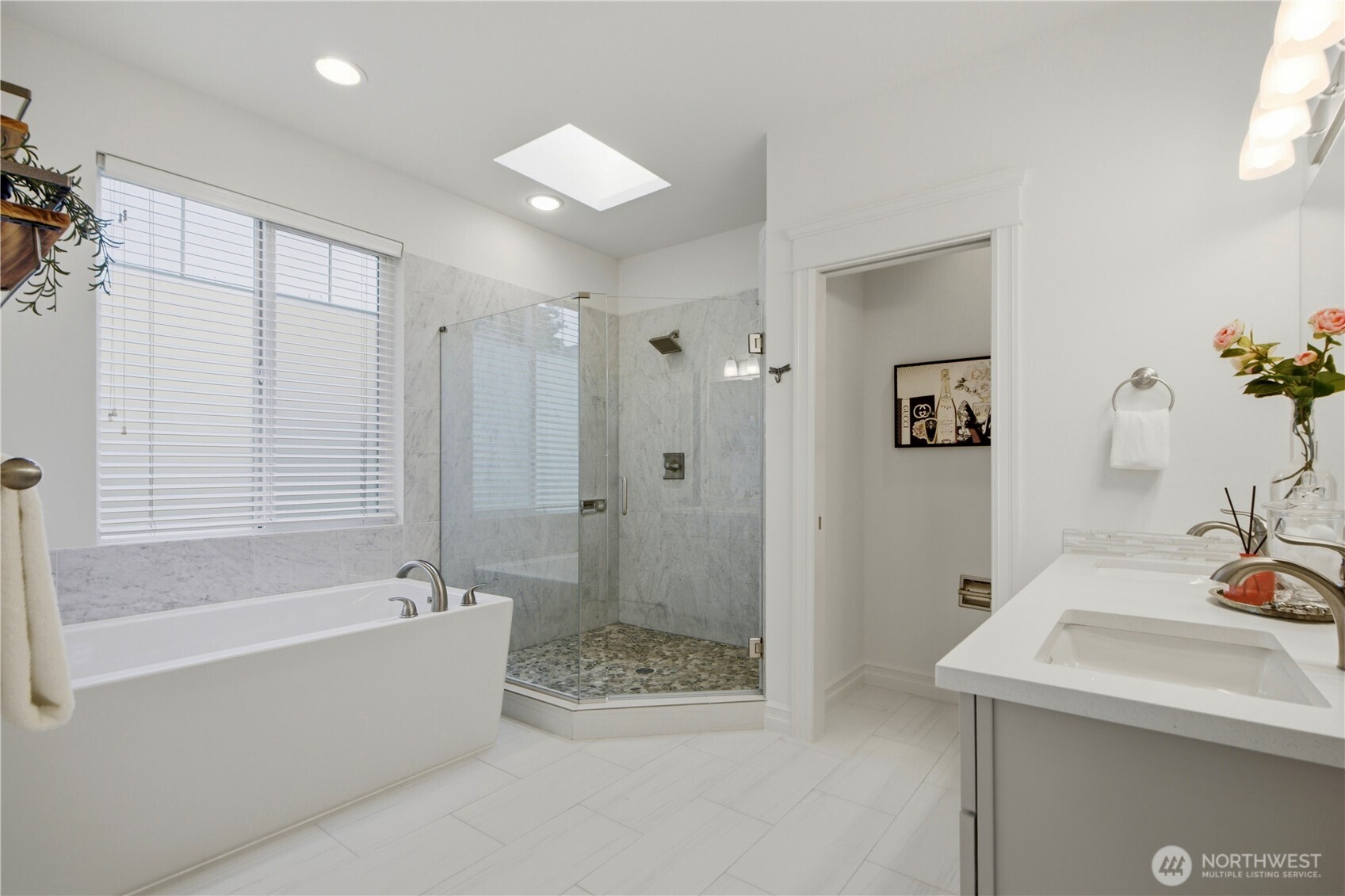 612 128th Avenue NE, Bellevue, WA 98005