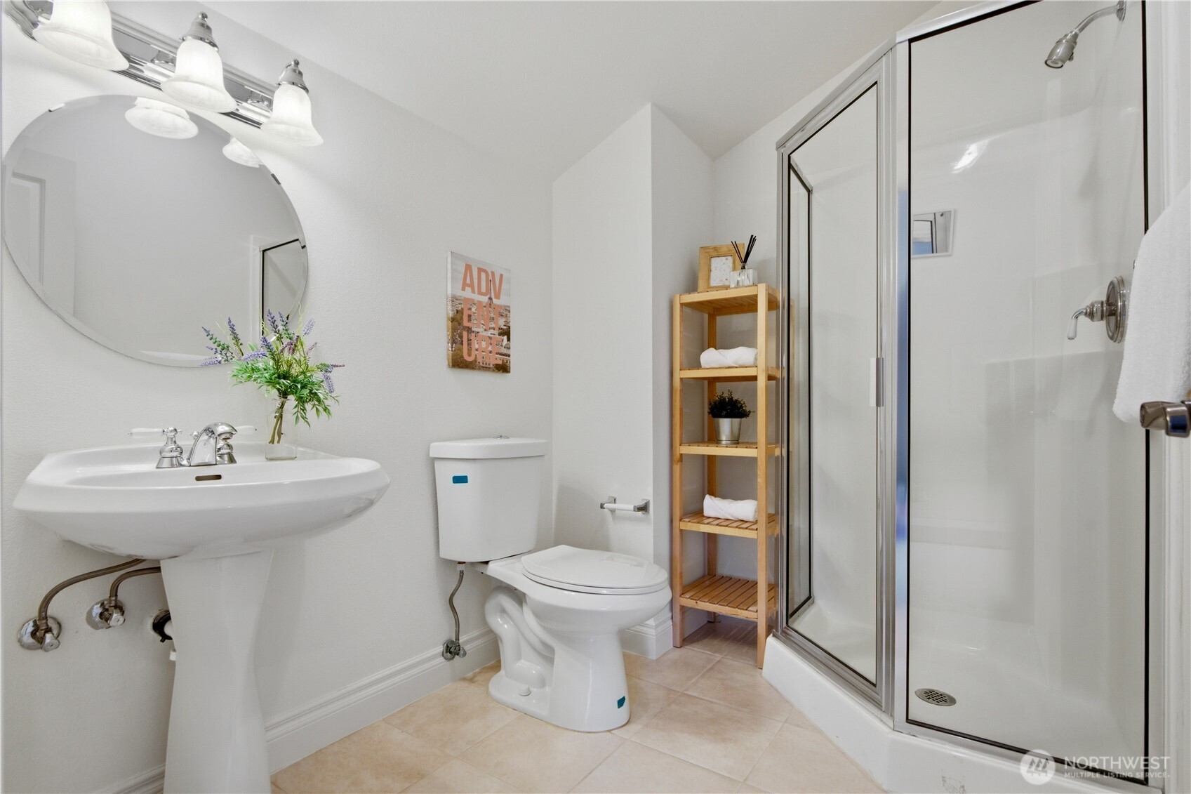 612 128th Avenue NE, Bellevue, WA 98005