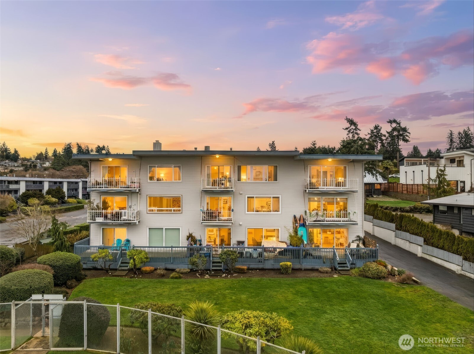 23001 Marine View Drive S #A301, Des Moines, WA 98198