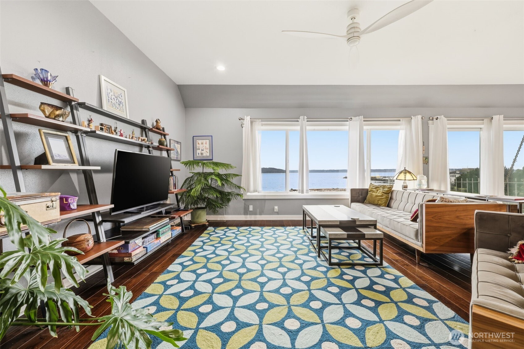 23001 Marine View Drive S #A301, Des Moines, WA 98198