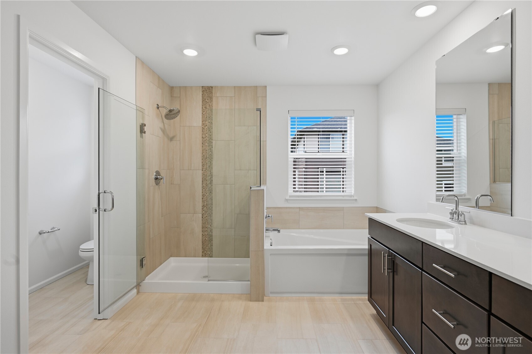 13556 200th Avenue SE, Monroe, WA 98272