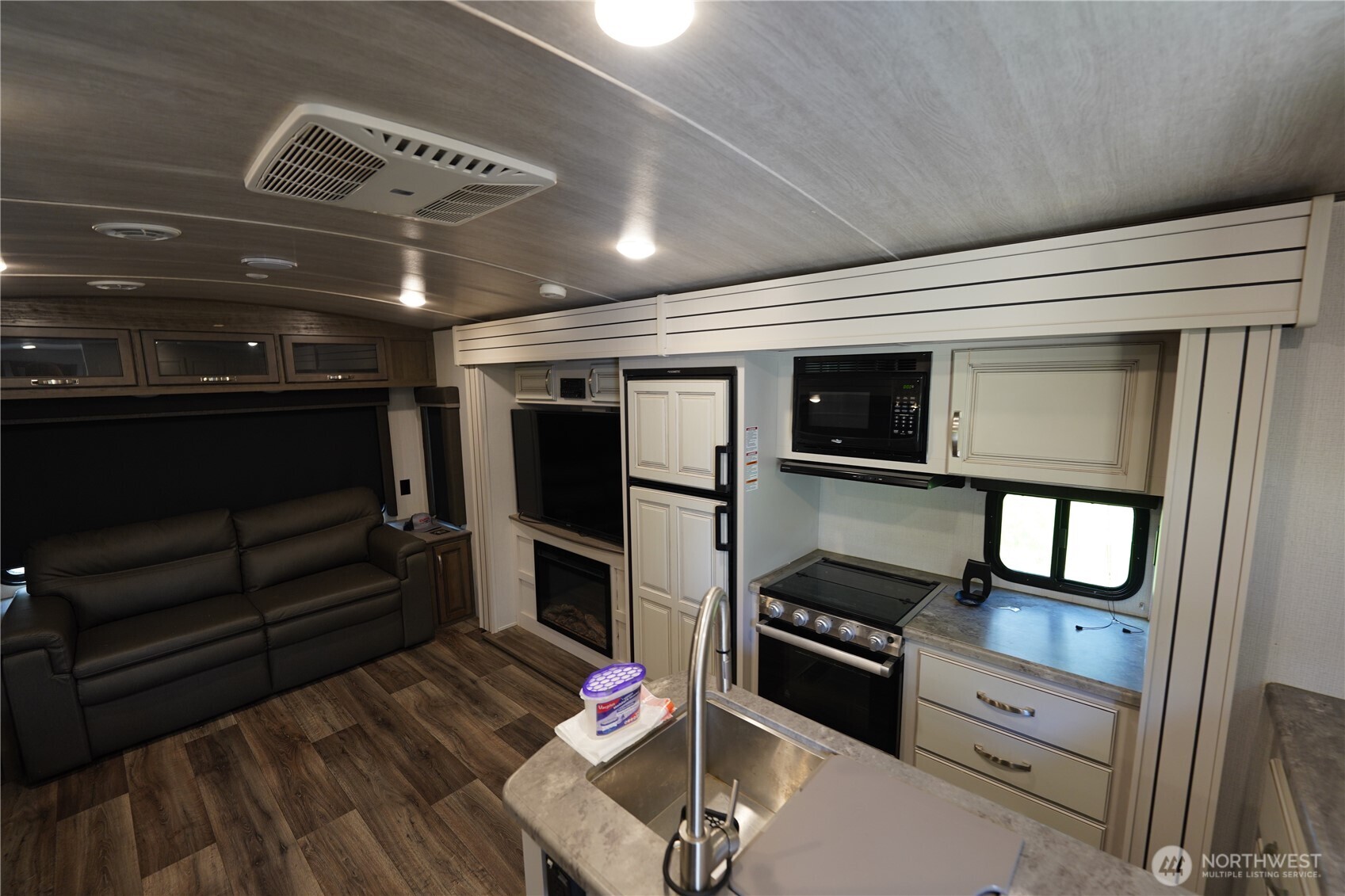 27509 U Street , Ocean Park, WA 98640