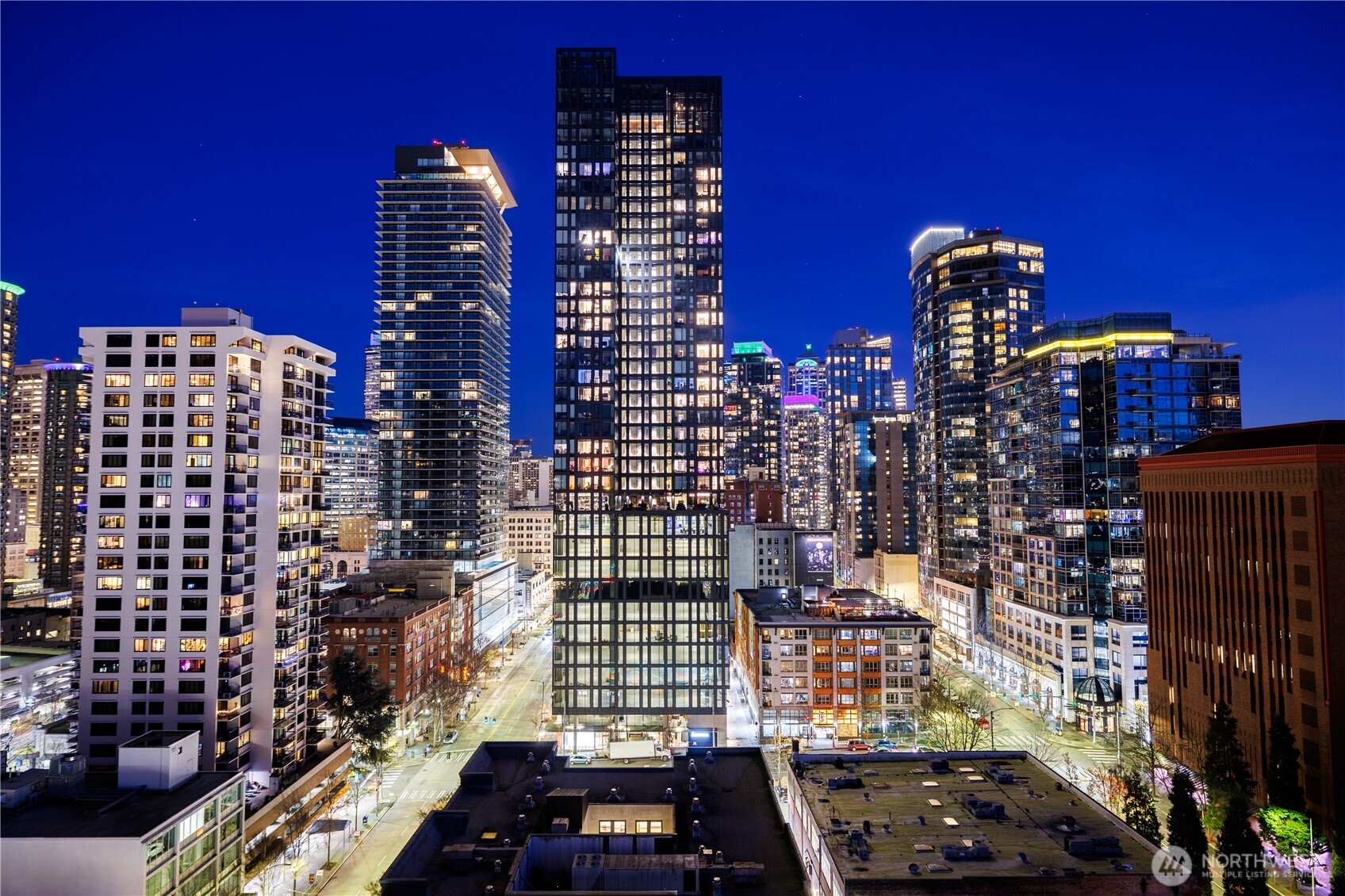 2201 3rd Avenue #2003, Seattle, WA 98121