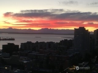 2201 3rd Avenue #2003, Seattle, WA 98121