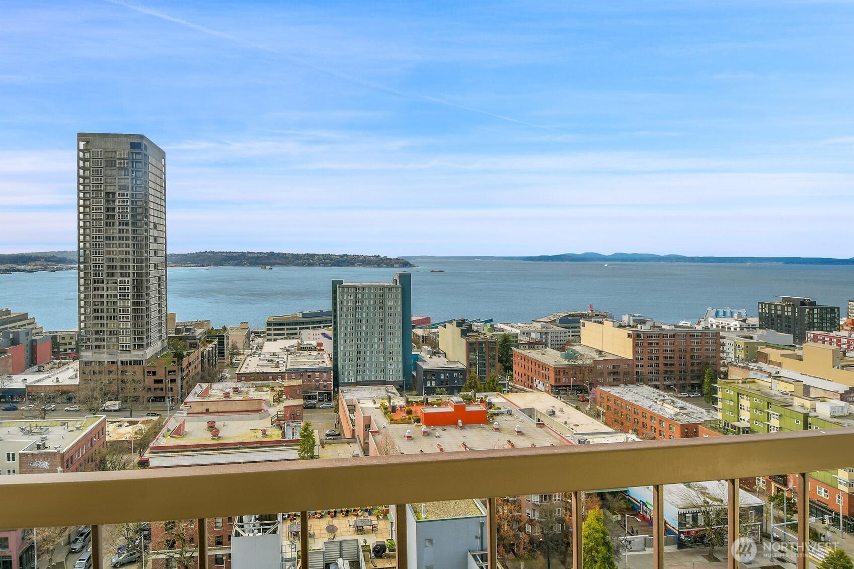 2201 3rd Avenue #2003, Seattle, WA 98121