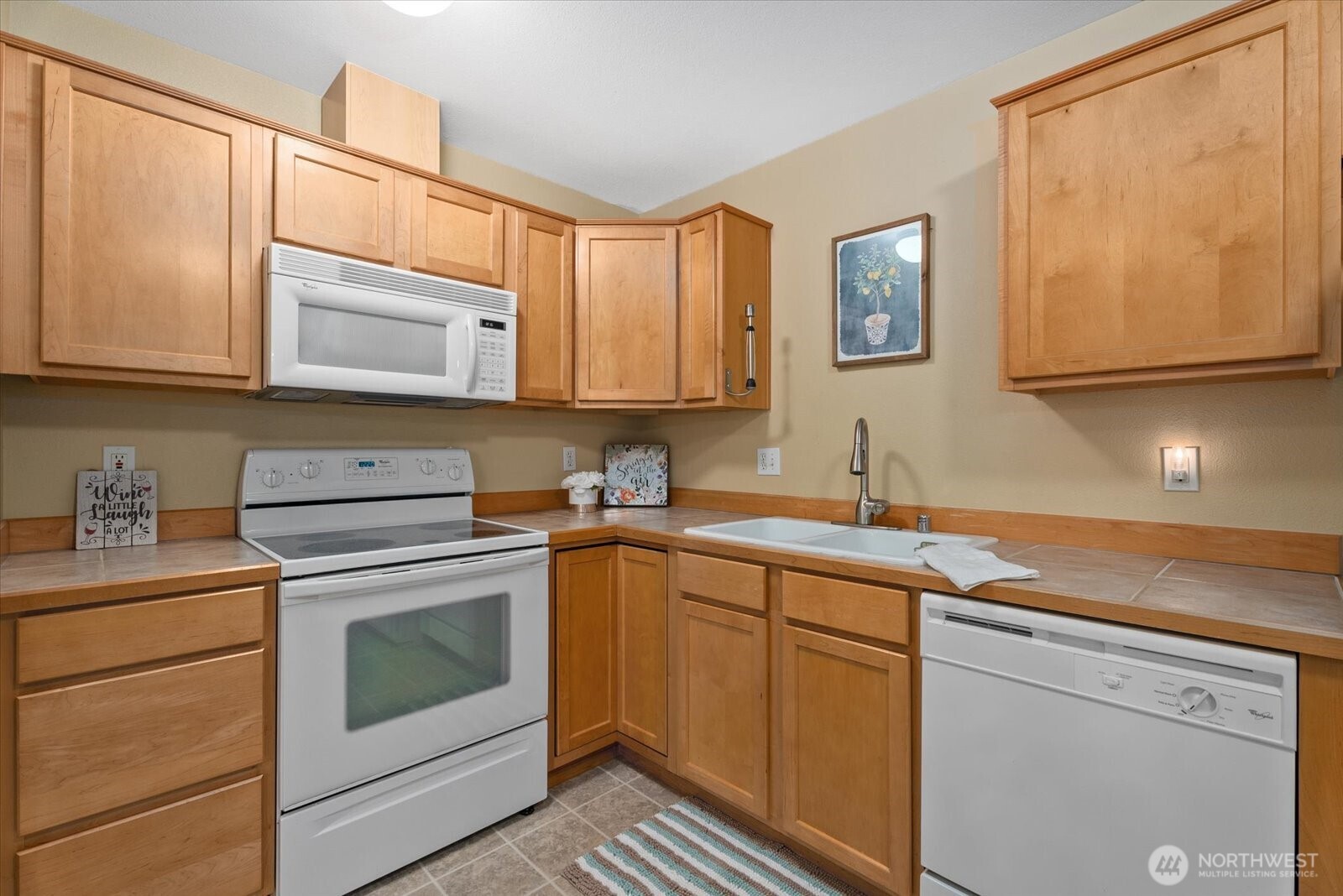 15806 18th Avenue W #A209, Lynnwood, WA 98087