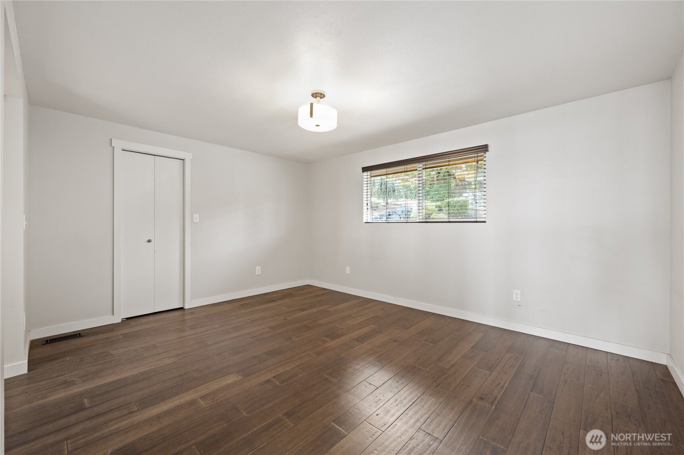 21 Conley Drive , Camano Island, WA 98282