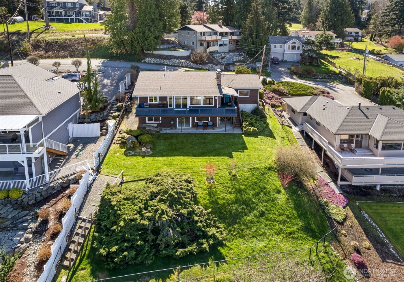 21 Conley Drive , Camano Island, WA 98282