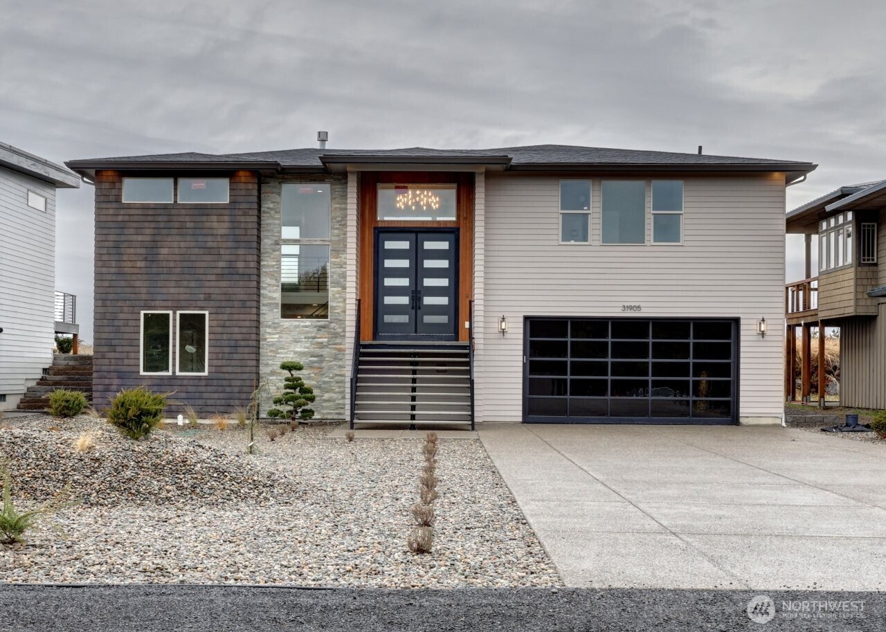 31905 G Street , Ocean Park, WA 98640