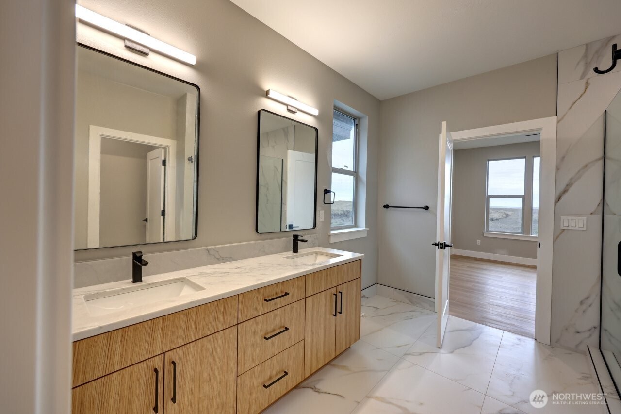 31905 G Street , Ocean Park, WA 98640