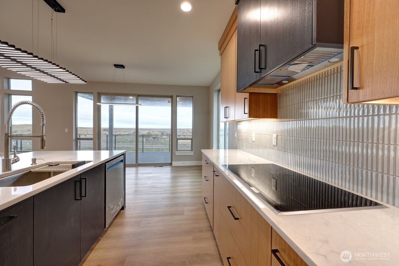 31905 G Street , Ocean Park, WA 98640