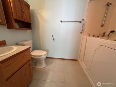 878 Mount Olympus Avenue SE, Ocean Shores, WA 98569 - Photo 14