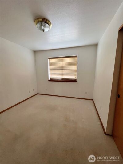 878 Mount Olympus Avenue SE, Ocean Shores, WA 98569 - Photo 17