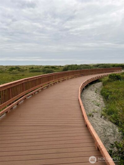 878 Mount Olympus Avenue SE, Ocean Shores, WA 98569 - Photo 38