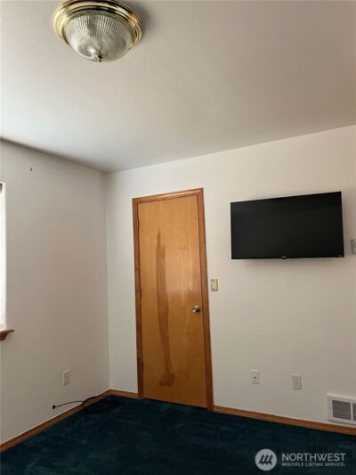 878 Mount Olympus Avenue SE, Ocean Shores, WA 98569 - Photo 10