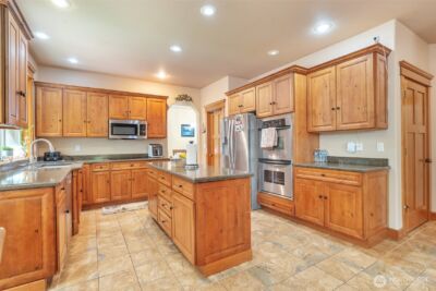 4711 Cleveland Avenue SE, Tumwater, WA 98501 - Photo 15