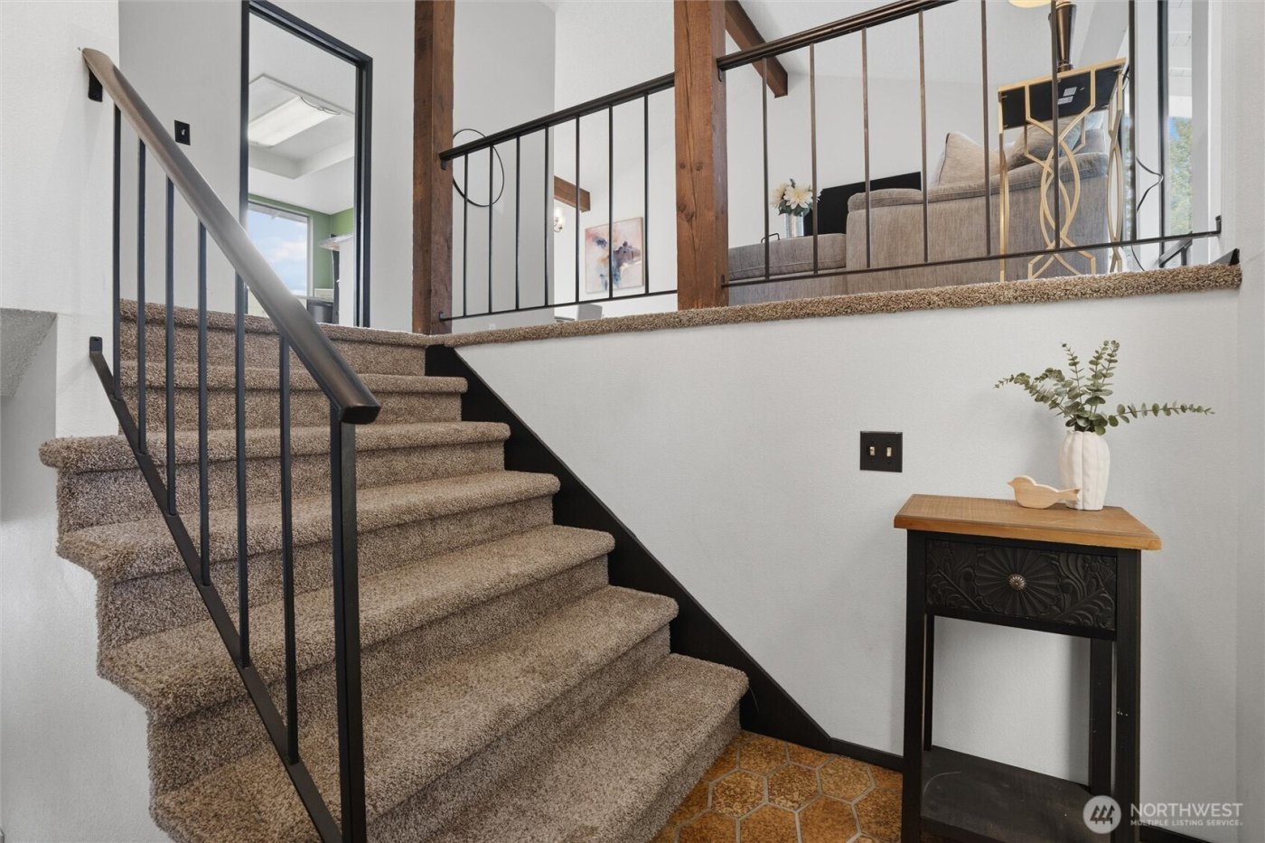 729 NE Pinecrest Drive , Bremerton, WA 98311