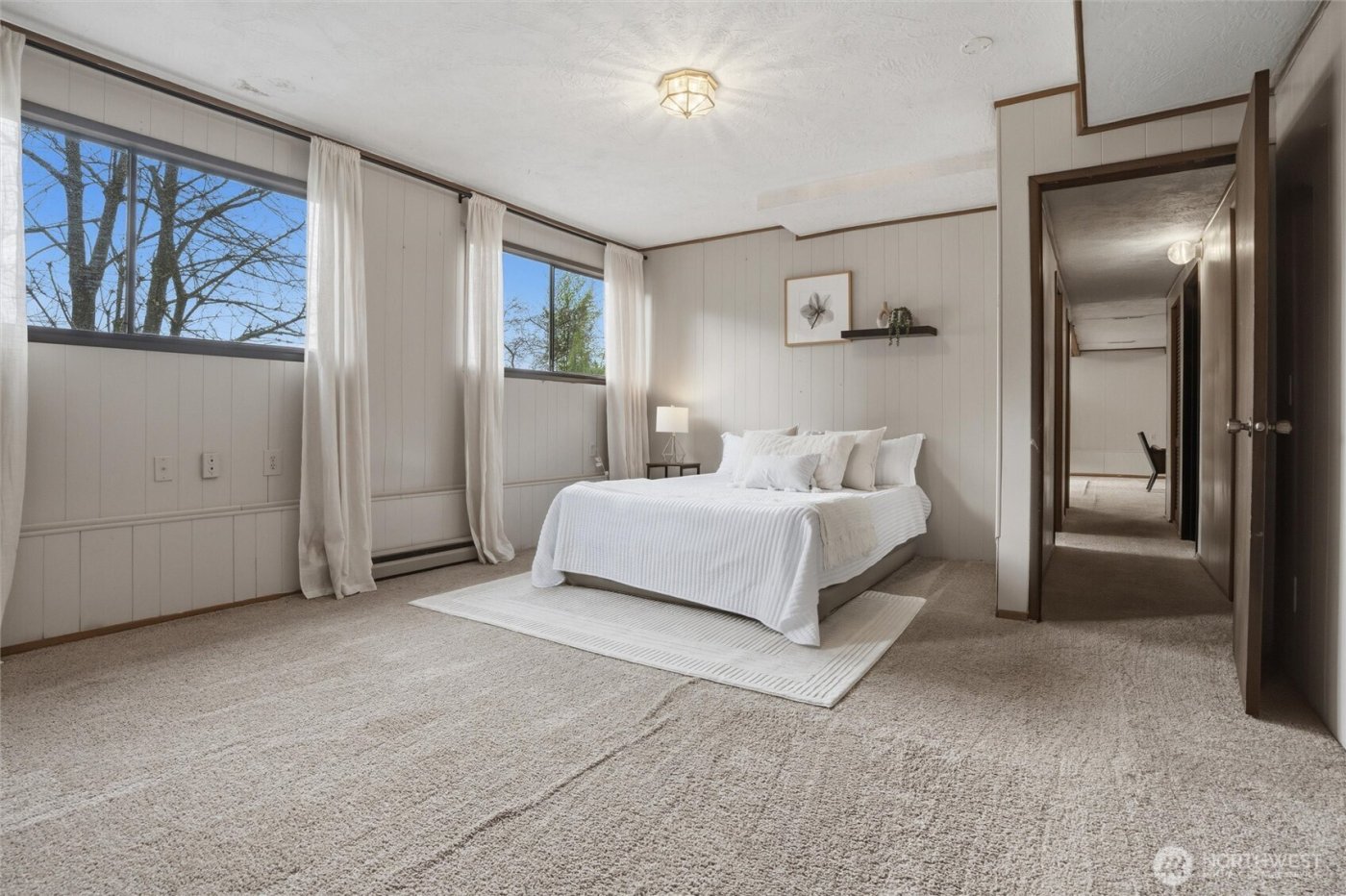 729 NE Pinecrest Drive , Bremerton, WA 98311