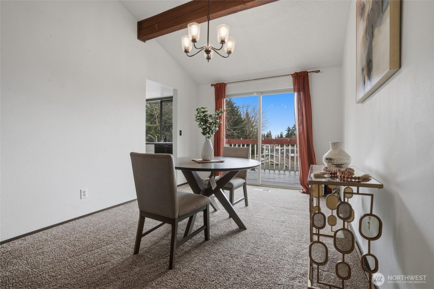 729 NE Pinecrest Drive , Bremerton, WA 98311