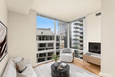 121 Stewart Street #1502, Seattle, WA 98101 - Photo 2