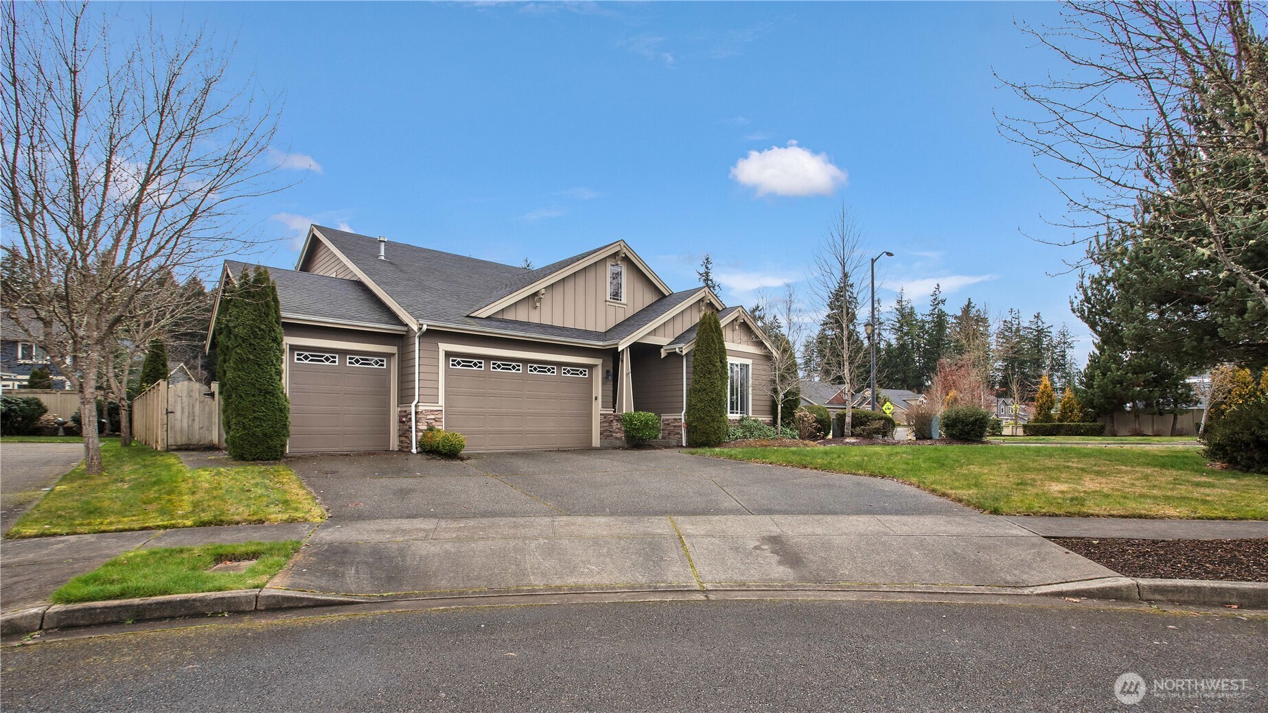 4129 Capri Court NE, Olympia, WA 98516