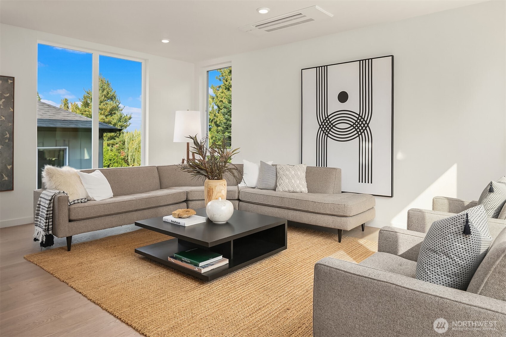 2030 NE 123rd Street , Seattle, WA 98125