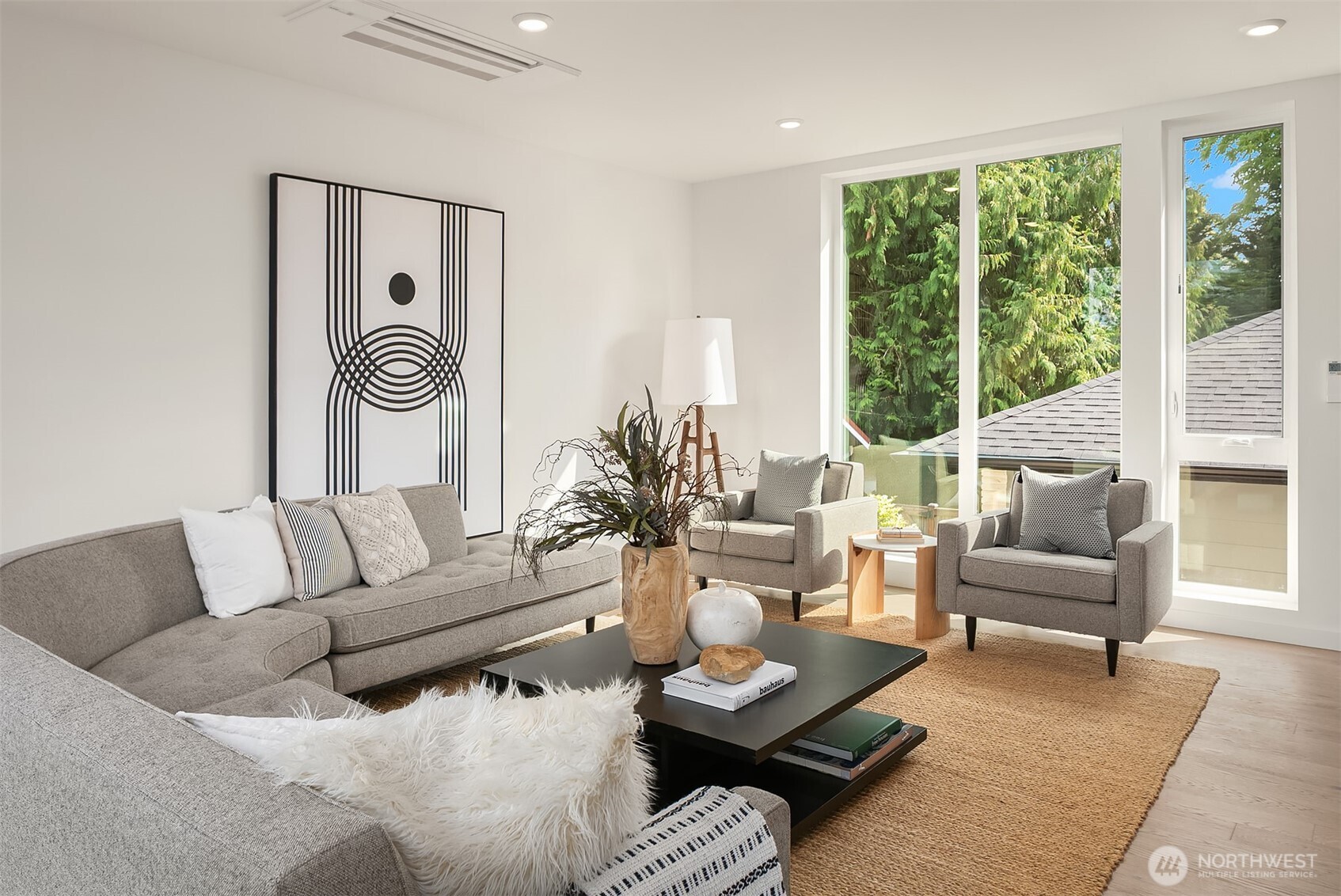 2030 NE 123rd Street , Seattle, WA 98125