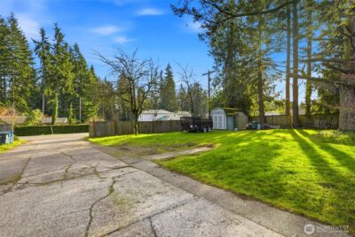 219 Meadow Pl SW , Everett, WA 98208 - Photo 4