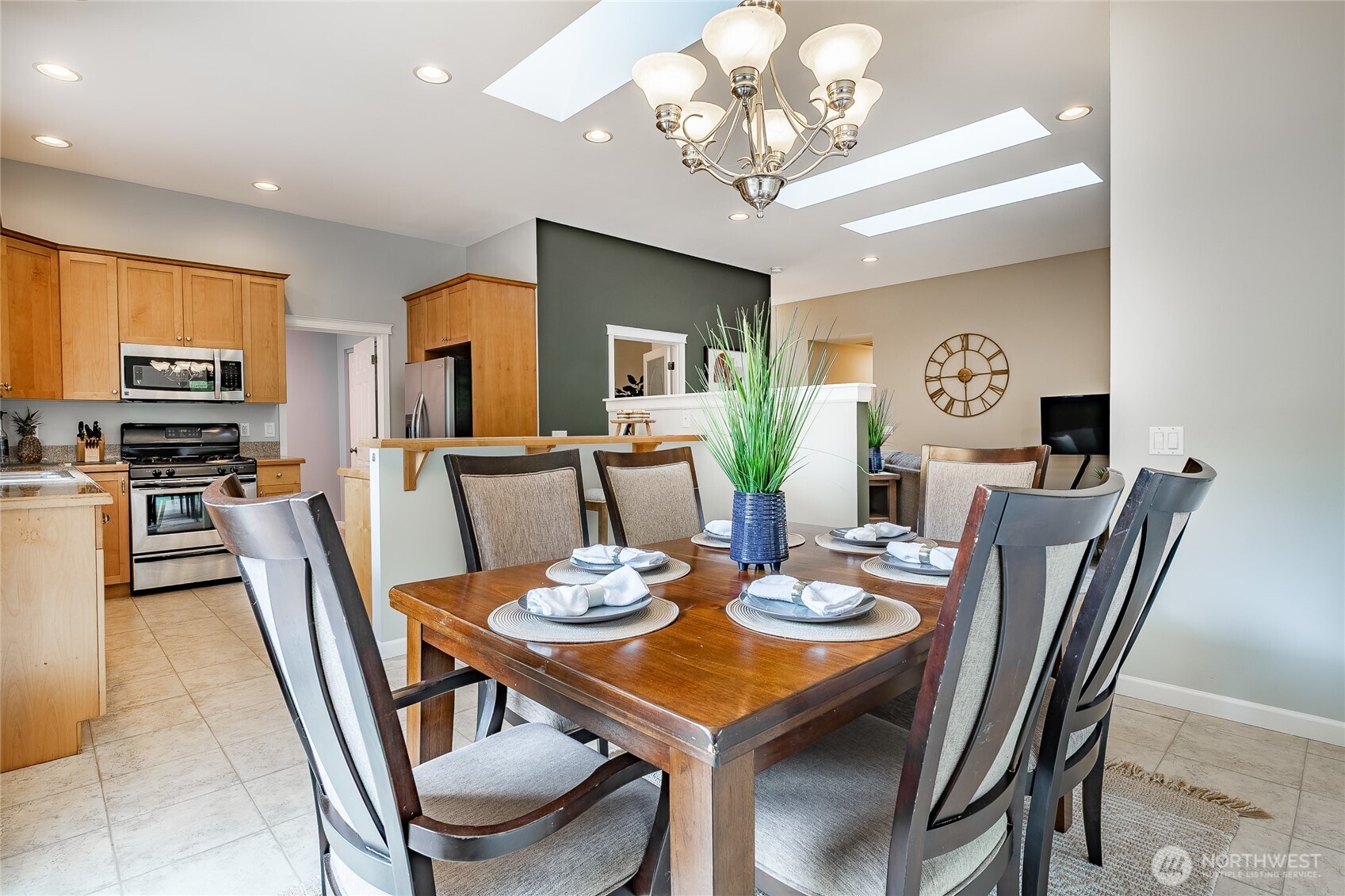 7968 E Golf Course Drive , Blaine, WA 98230