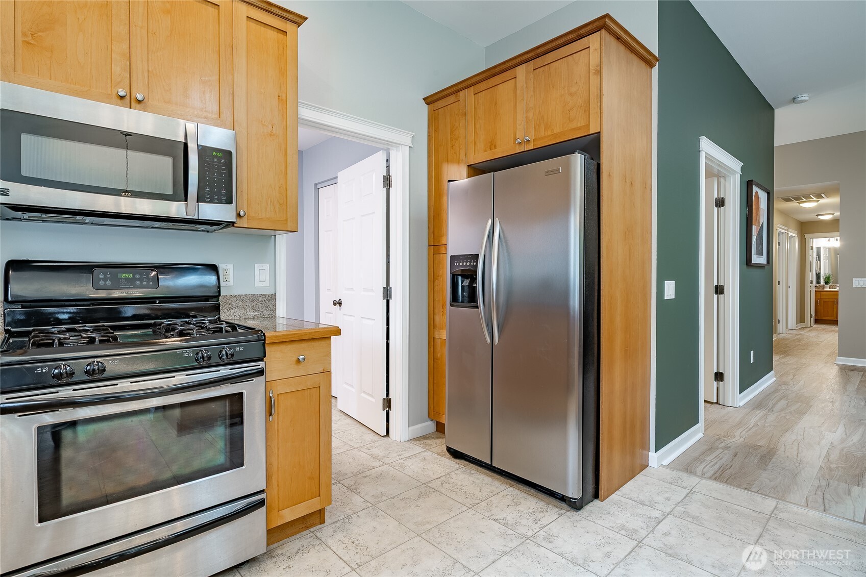 7968 E Golf Course Drive , Blaine, WA 98230