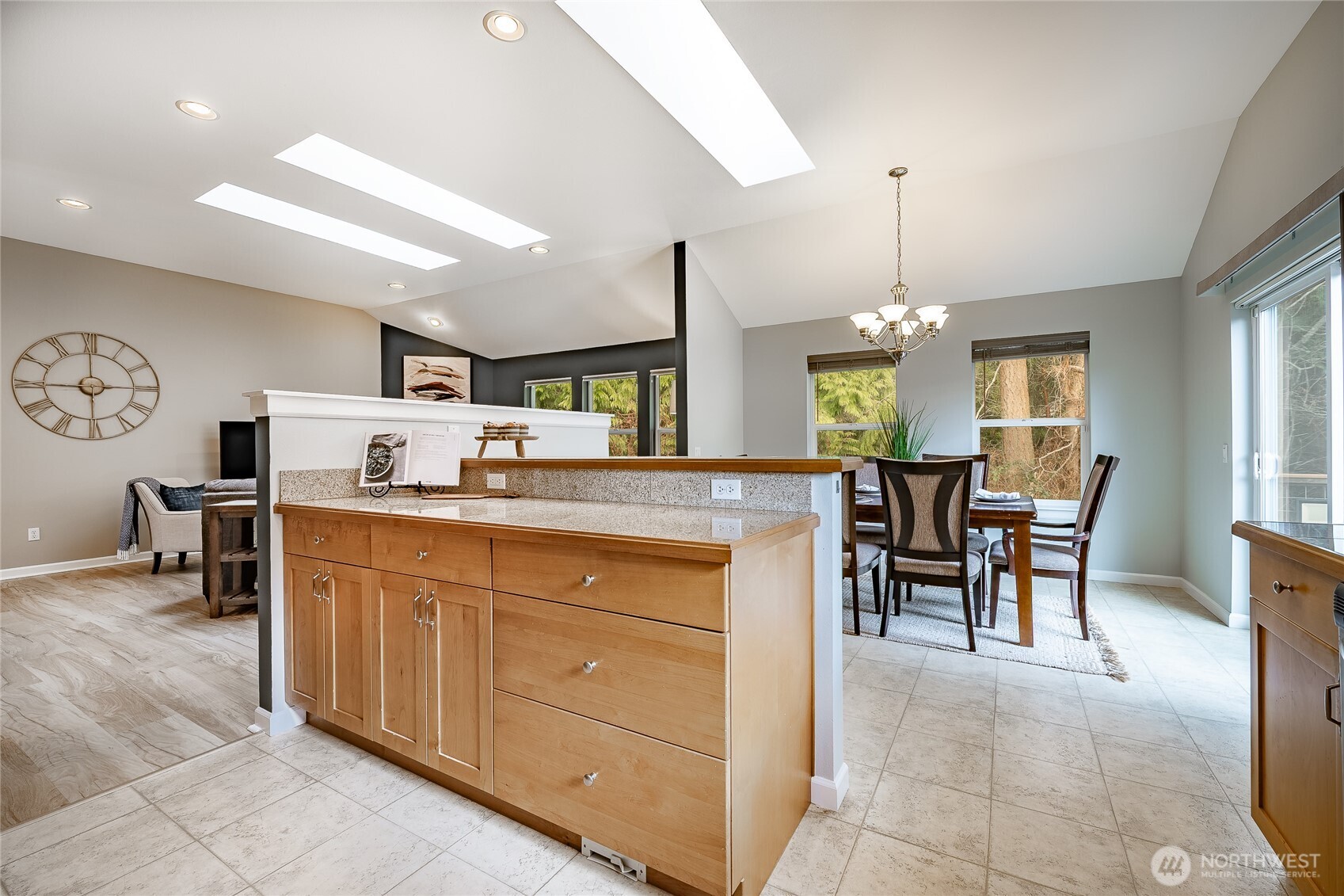 7968 E Golf Course Drive , Blaine, WA 98230